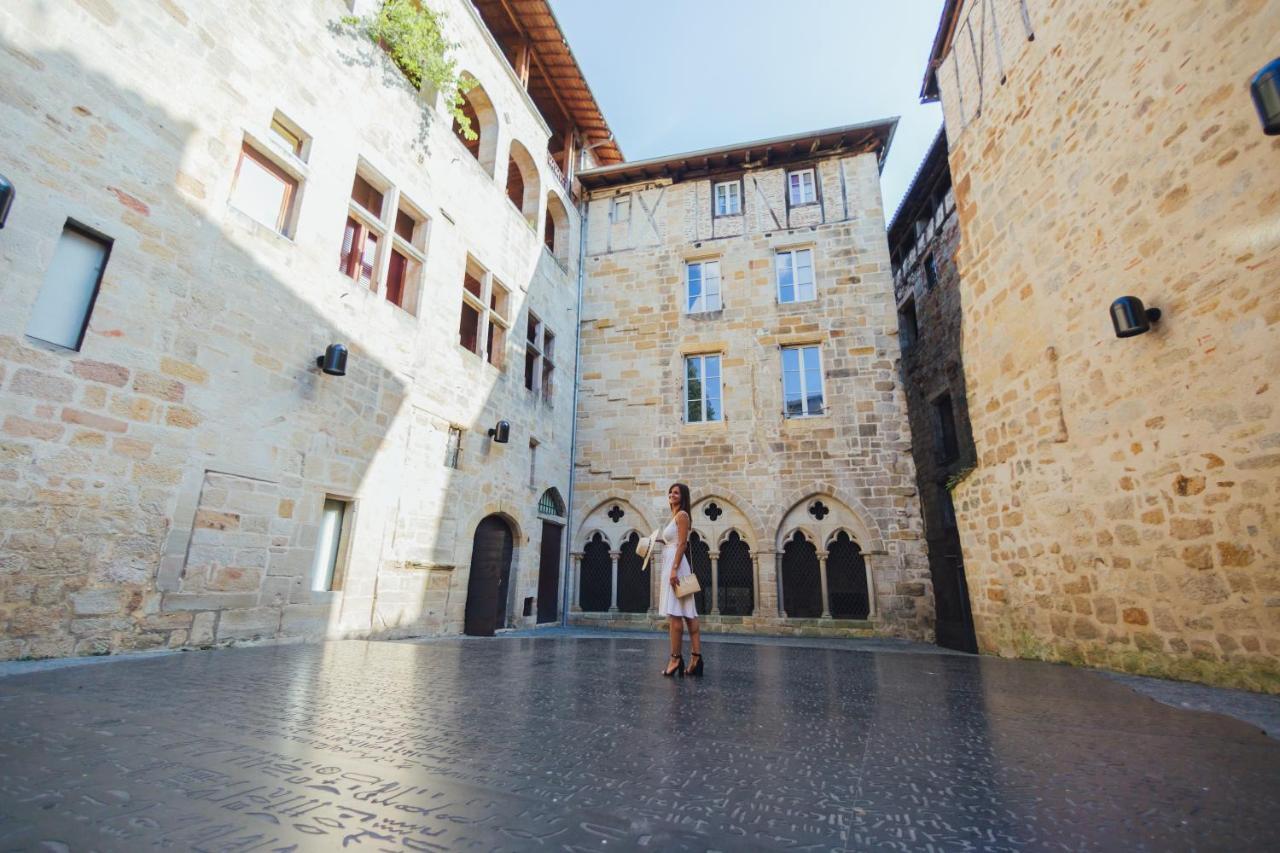 Hotel Mercure Figeac Viguier Du Roy Esterno foto